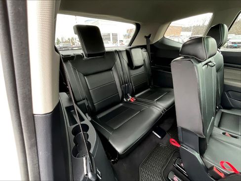 Used 2023 Volkswagen Atlas SE image 17