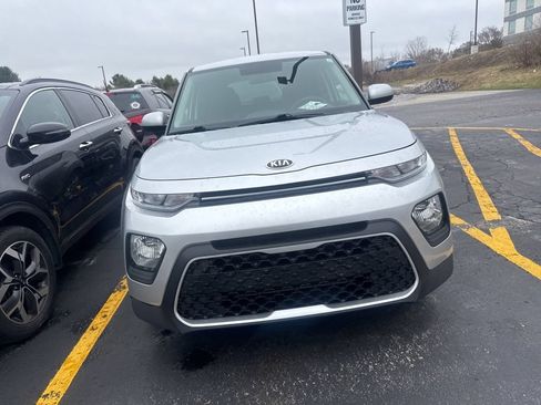 Used 2020 Kia Soul LX FWD image 5