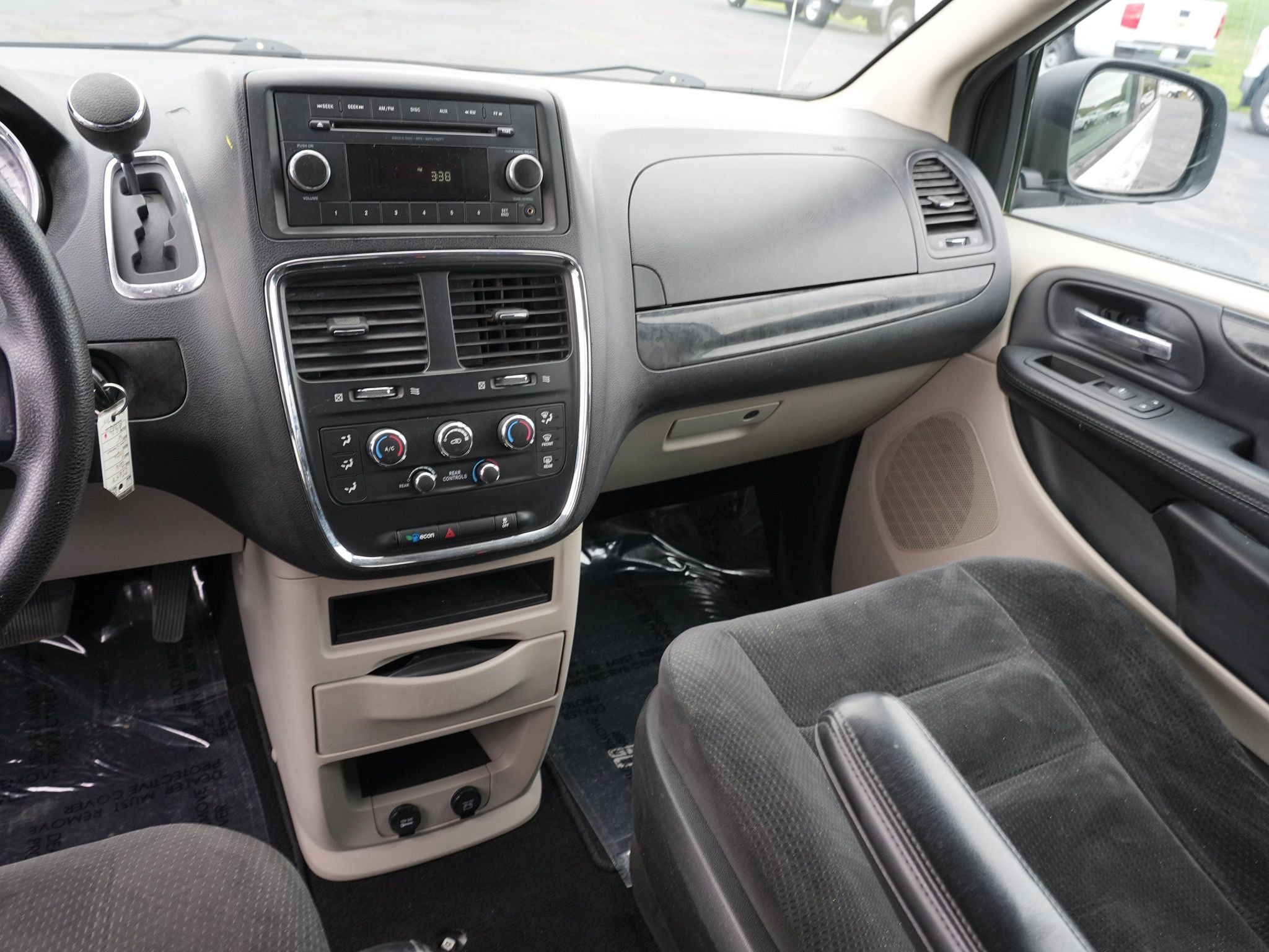 Used 2016 Dodge Grand Caravan SE w/ Quick Order Package 29E SE FWD image 20
