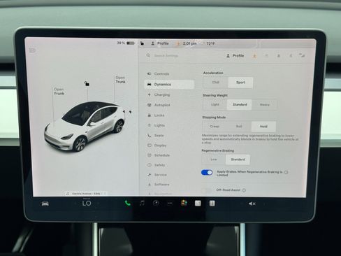 Used 2020 Tesla Model Y Long Range image 18