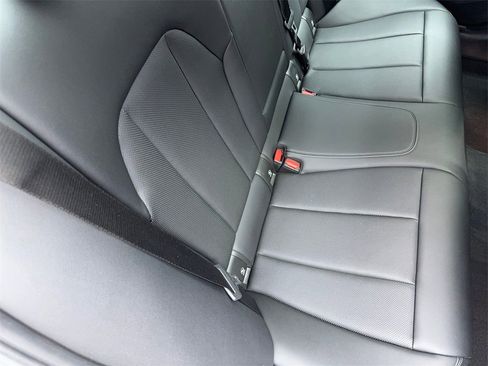 Used 2024 BMW 330i Sedan image 54