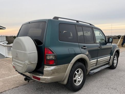 Used 2001 Mitsubishi Montero XLS image 5