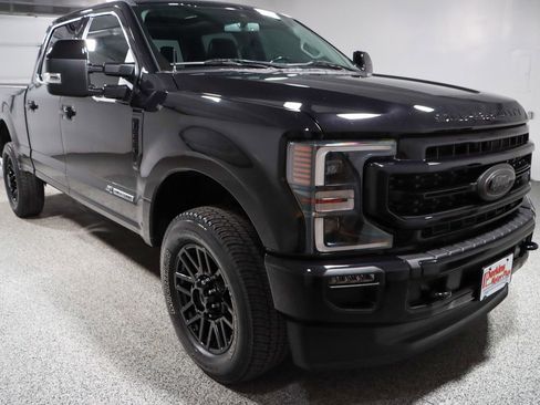 Used 2021 Ford F250 Lariat image 5