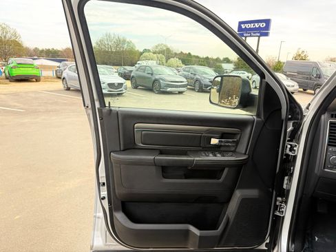 Used 2017 RAM 1500 Sport image 18