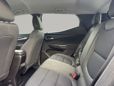 Used 2023 Chevrolet Bolt EUV LT w/ Driver Confidence Package image 16