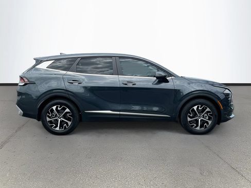 Used 2025 Kia Sportage EX FWD image 8