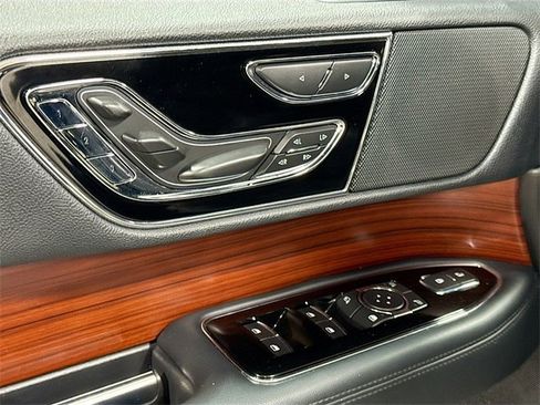 Used 2022 Lincoln Navigator L Reserve image 20