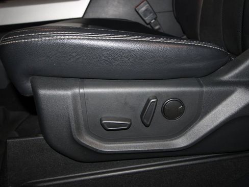 Used 2022 Ford F250 Lariat w/ Lariat Ultimate Package image 7