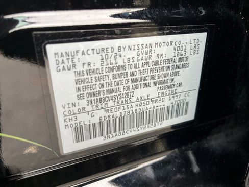 Used 2025 Nissan Sentra SV image 27