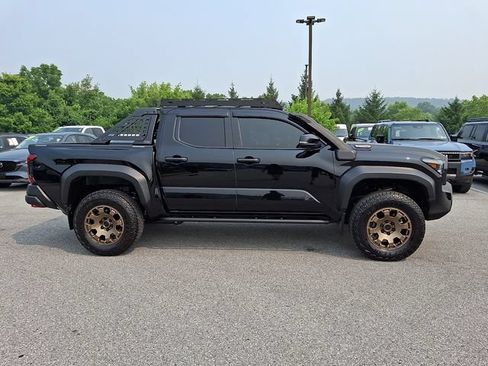 Certified 2024 Toyota Tacoma 4x4 Double Cab Hybrid image 7