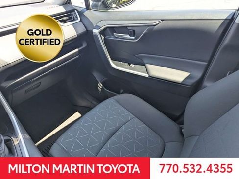 Certified 2025 Toyota RAV4 XLE FWD image 17
