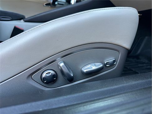 Used 2017 Porsche 718 Cayman RWD image 43