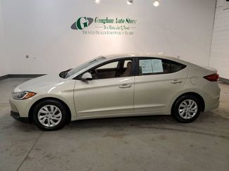 Used 2017 Hyundai Elantra SE FWD video 2