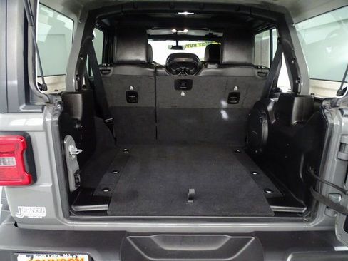 Certified 2023 Jeep Wrangler Unlimited Rubicon w/ LED Lighting Group image 22