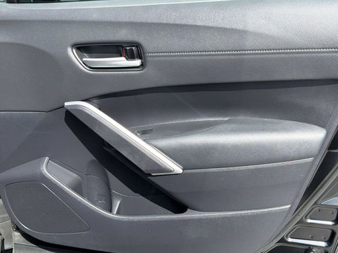 Certified 2024 Toyota Corolla Cross XLE FWD image 30