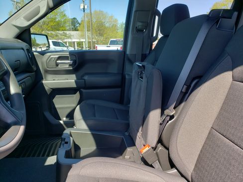 New 2026 Chevrolet Silverado 1500 Custom Trail Boss w/ Dark Appearance Package AWD/4WD image 26