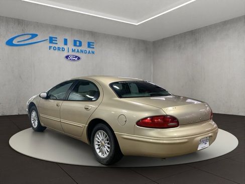 Used 2001 Chrysler Concorde LXi image 4