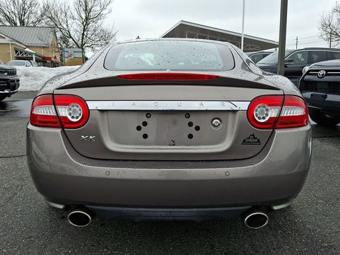Used 2010 Jaguar XK Coupe image 4