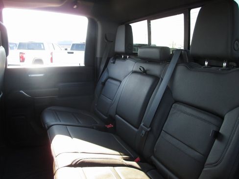 Used 2020 GMC Sierra 3500 Denali w/ Denali Ultimate Package image 22