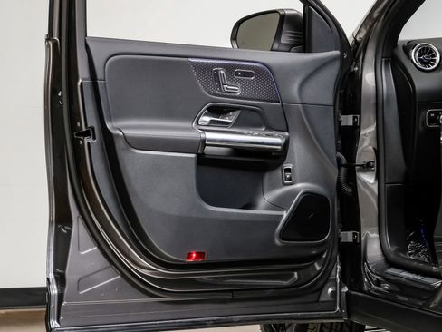 Used 2026 Mercedes-Benz GLA 250 image 41