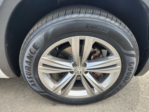 Used 2019 Volkswagen Atlas SEL R-Line image 25