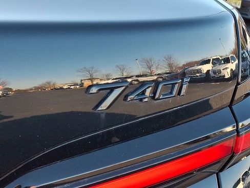 Certified 2024 BMW 740i xDrive image 30