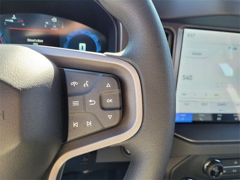 New 2025 Ford Bronco Base image 21