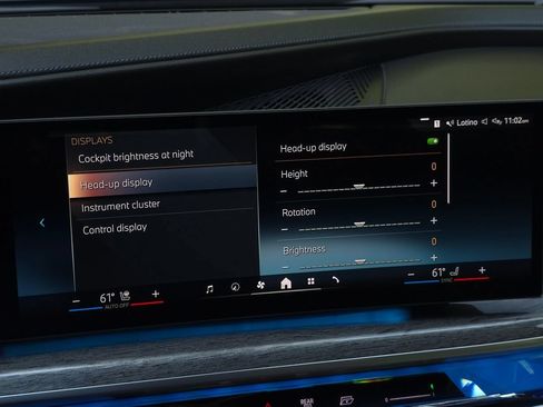 Used 2023 BMW i7 xDrive60 AWD/4WD image 49