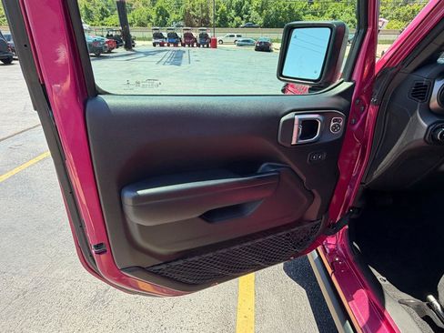 Used 2021 Jeep Wrangler Unlimited Sport AWD/4WD image 13
