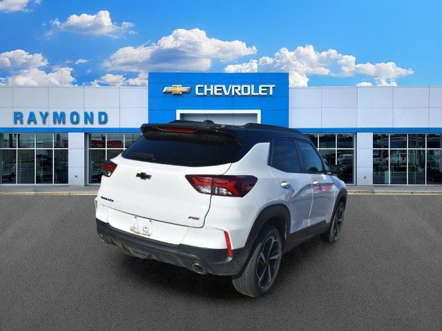 Used 2022 Chevrolet TrailBlazer RS FWD image 3