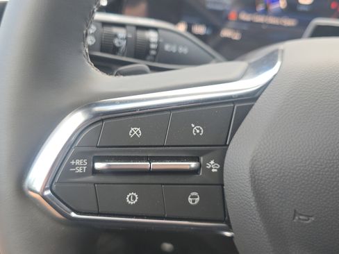 New 2025 Chevrolet Suburban Premier image 32