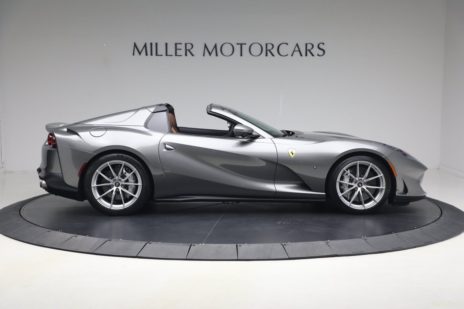 Certified 2021 Ferrari 812 GTS RWD image 9