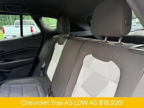 Used 2024 Chevrolet Trax RS w/ Driver Confidence Package FWD image 14