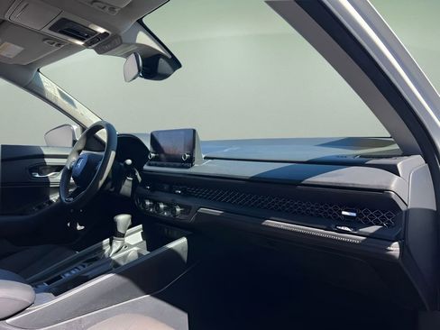 Used 2023 Honda Accord EX image 22