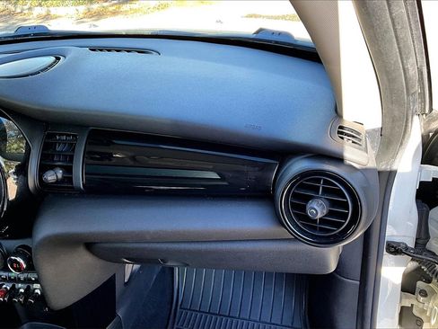 Used 2020 MINI Cooper S image 20