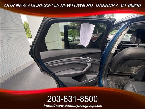 Used 2019 Audi e-tron Premium Plus AWD/4WD image 18