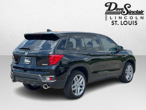 Used 2025 Honda Passport EX-L image 3