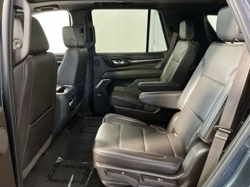 Used 2021 GMC Yukon Denali w/ Denali Premium Package AWD/4WD image 25