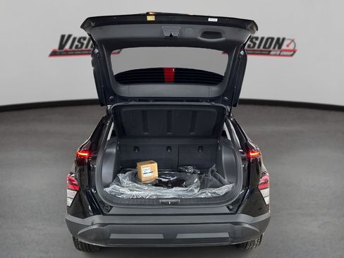 Certified 2025 Hyundai Kona SEL image 11