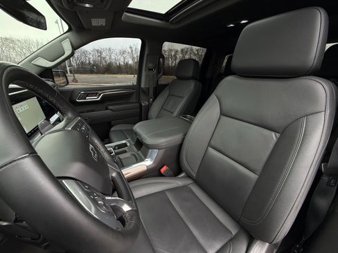 Used 2024 Chevrolet Silverado 1500 RST w/ Redline Edition image 13