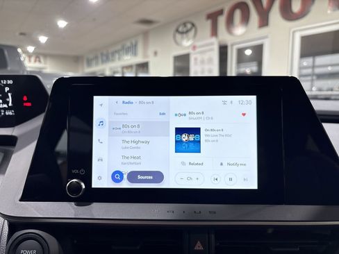 New 2026 Toyota Prius Plug-In Hybrid image 17