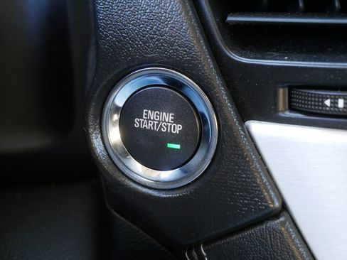 Used 2017 GMC Yukon SLT w/ HD Trailering Package image 28