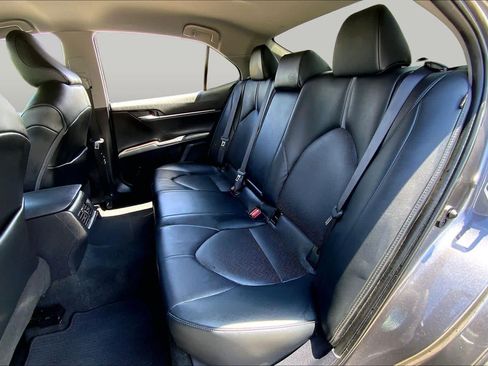 Used 2023 Toyota Camry XLE FWD image 20