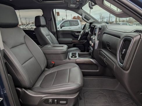 Certified 2022 GMC Sierra 1500 SLT w/ SLT Convenience Package image 11