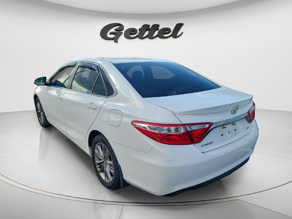 Used 2016 Toyota Camry FWD image 5