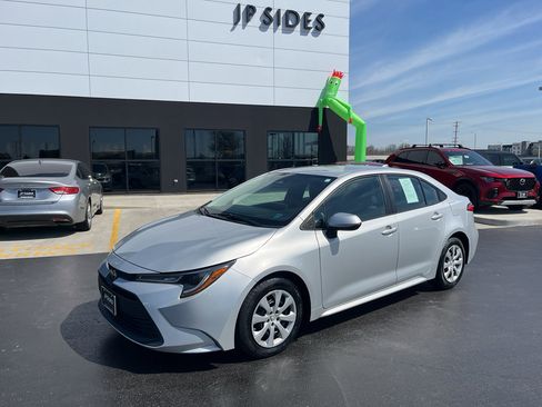 Used 2023 Toyota Corolla LE image 1