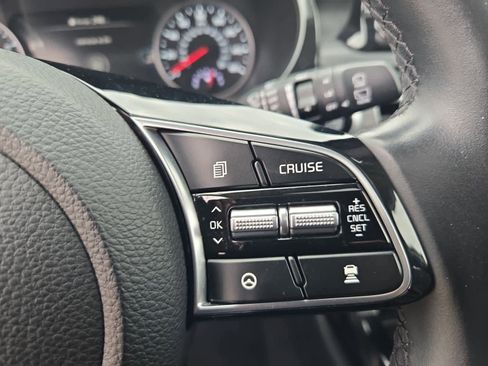 Used 2021 Kia Seltos SX w/ SX Sunroof Package image 26