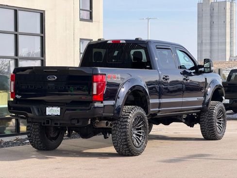 Used 2021 Ford F250 Lariat w/ Lariat Ultimate Package AWD/4WD image 4