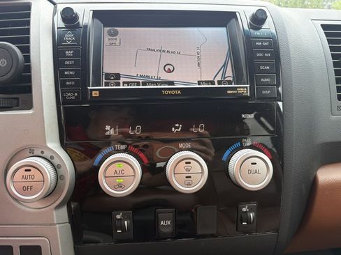 Used 2007 Toyota Tundra Limited AWD/4WD image 19