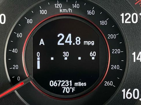 Used 2017 Honda Accord Sport image 26